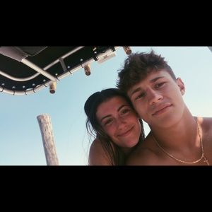 Meet your Posher, Vin